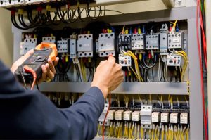 أعمال صيانة